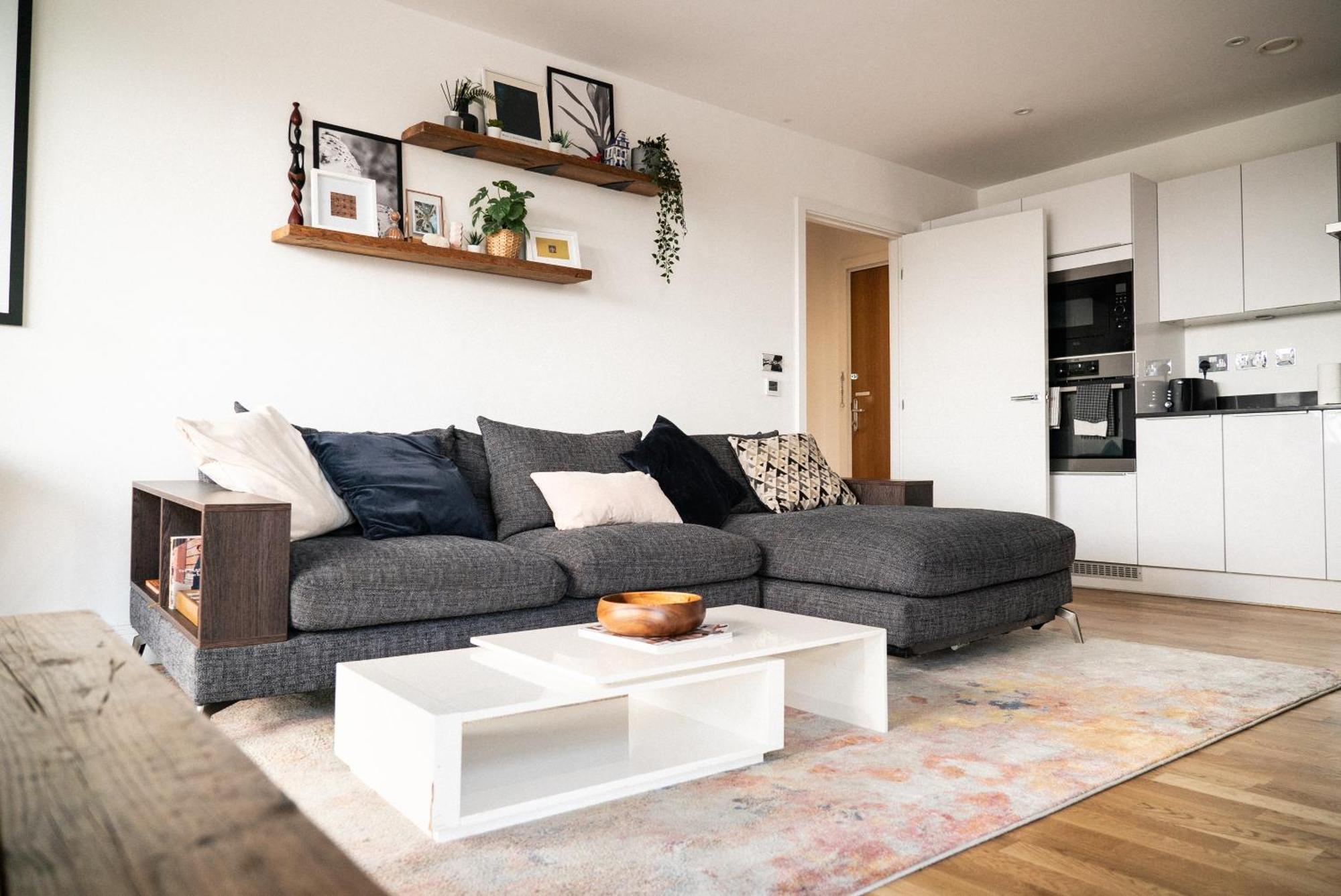 Stunning Riverside View Apartment, Near Canary Wharf & O2 London Ngoại thất bức ảnh